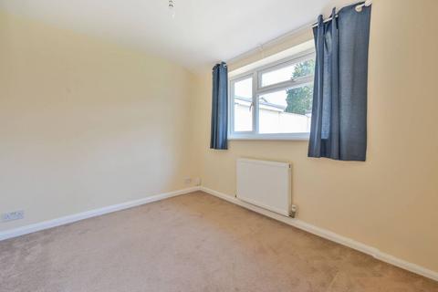 14 Broomfield Close, Guildford, GU3 3AW
