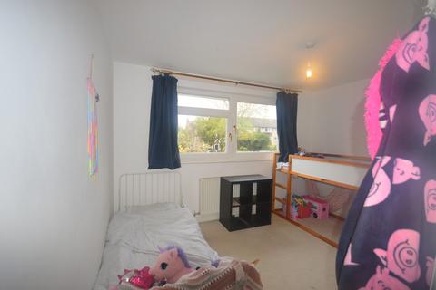 4 bedroom detached house to rent, The Avenue, Worcester Park
