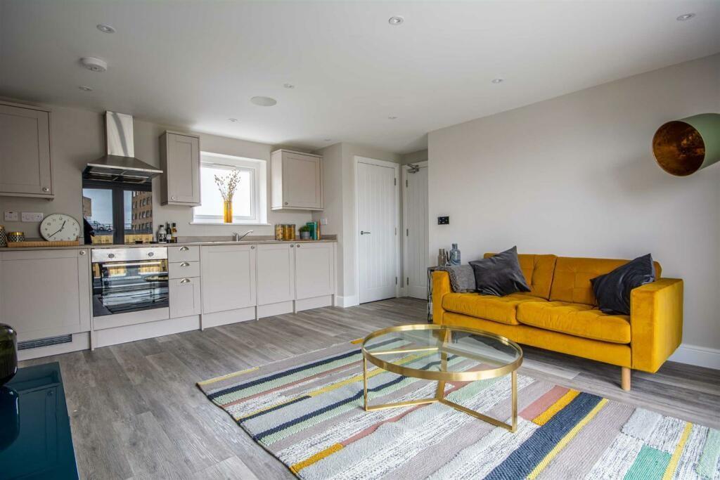 Park Farm Drive, Allestree 1 bed apartment for sale £100,000