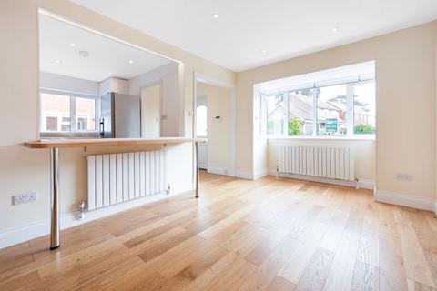 31 Dukes Orchard, Bexley, DA5 2DU