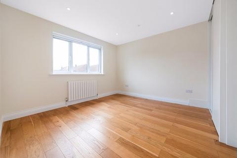 31 Dukes Orchard, Bexley, DA5 2DU