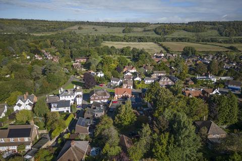 12 Parsonage Close, Westcott, Dorking, RH4 3PE