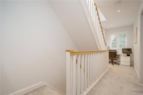10 Brian Close Walk, Baildon, Shipley, BD17 7QF