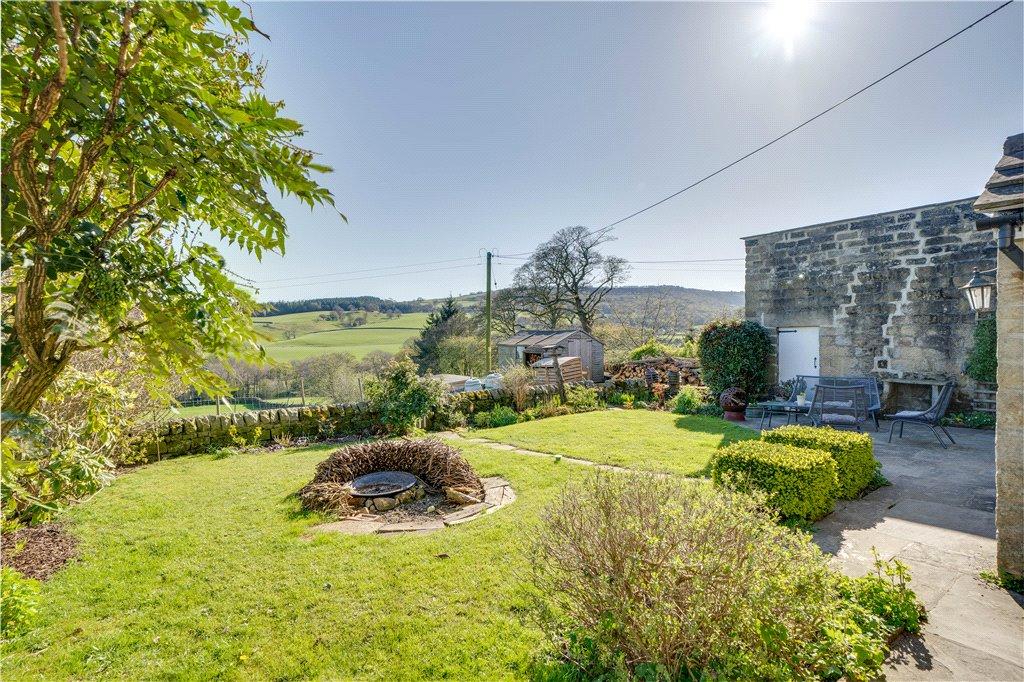 Lawned Garden