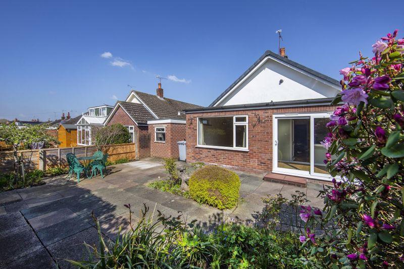Mount Close, Nantwich 3 bed bungalow £315,000