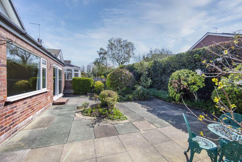 Mount Close, Nantwich 3 bed bungalow £315,000