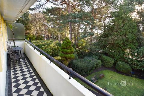 2 bedroom apartment to rent, Manor Road, East Cliff, Bournemouth, BH1
