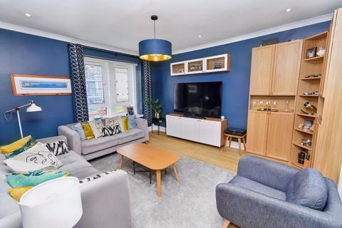 35 Drumtrocher Street, Kilsyth, Glasgow, G65 0LX