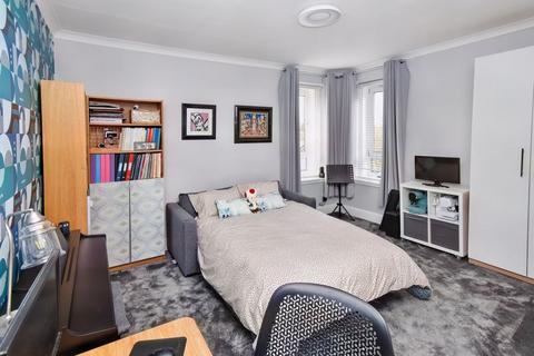 35 Drumtrocher Street, Kilsyth, Glasgow, G65 0LX