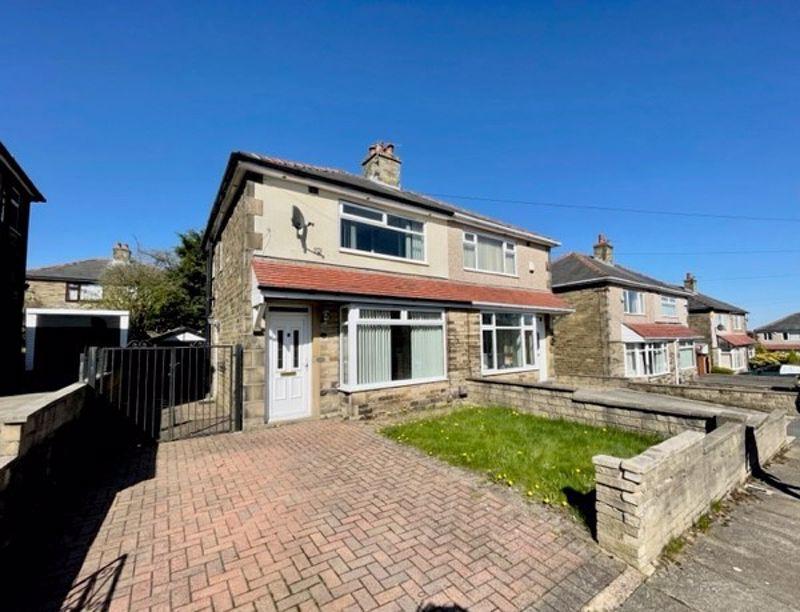 Gleanings Avenue, Norton Tower, Halifax 2 bed semidetached house £