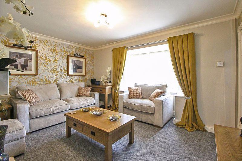 Lyndale Road, DUDLEY, DY2 8BP 2 bed end of terrace house £150,000