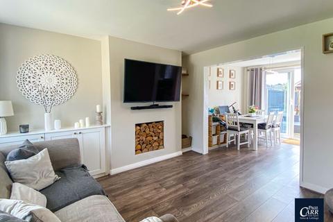 34 Fairoaks Drive, Walsall, WS6 6HB