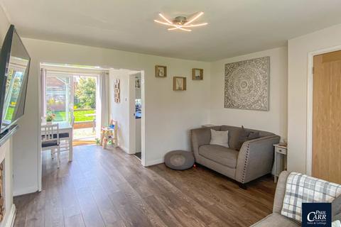 34 Fairoaks Drive, Walsall, WS6 6HB