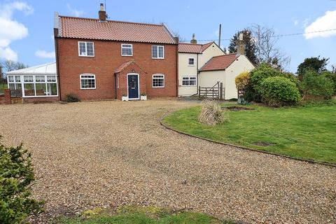 The Chimneys (Chimney Cottage), Moor Lane, Woodhall Spa