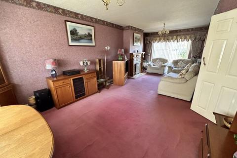 19 Bonnington Way, Birmingham, B43 7UR