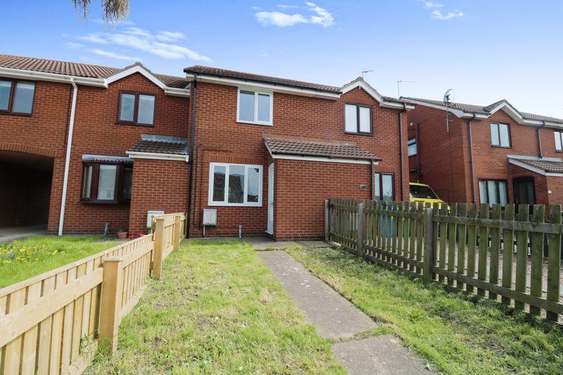 Main Street, Burstwick 2 bed terraced house £625 pcm (£144 pw)