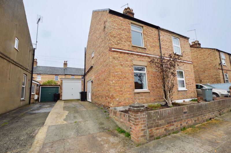 Coalville Cottages, Stamford 3 bed character property for sale £325,000