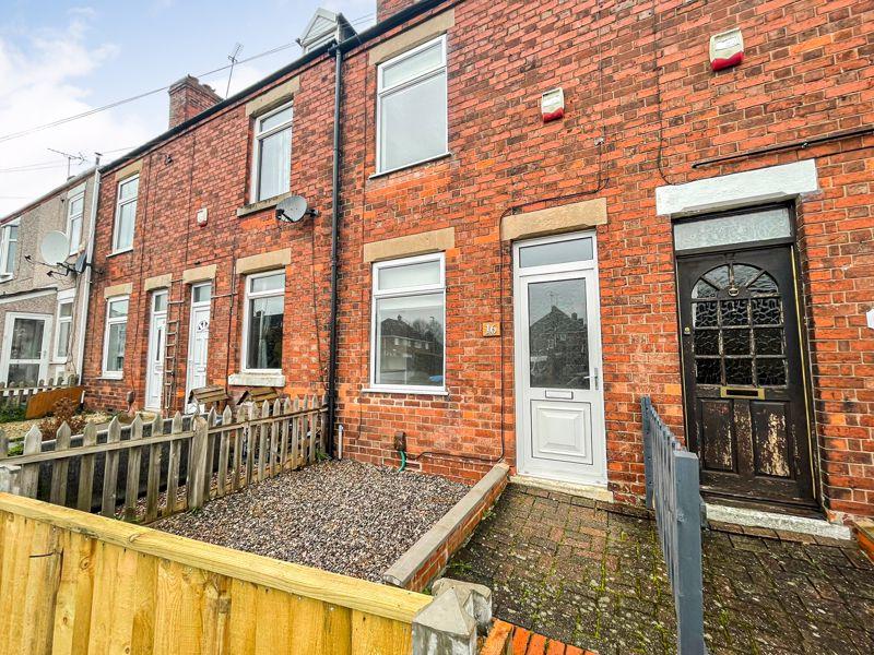 Ladybrook Lane, Mansfield, Notts, NG18 5JB 3 bed terraced house £725