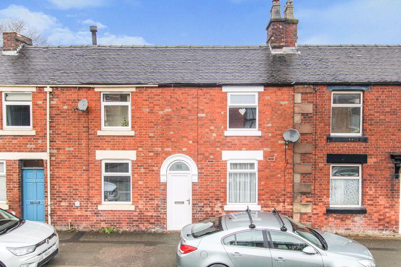 Abbotts Road, Leek, Staffordshire, ST13 3 bed terraced house for sale £165,000
