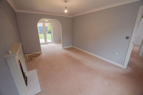 4 bedroom detached house to rent, Fox Hedge Way, Sharnbrook Village, Bedfordshire