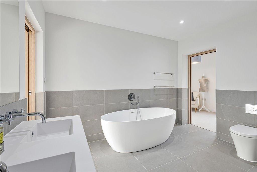 Bathroom Suite