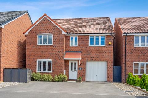 5 bedroom detached house for sale - Martin Way, Grove
