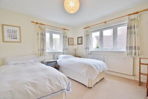 40 Chiltern View, Little Milton, Oxford, OX44 7QP