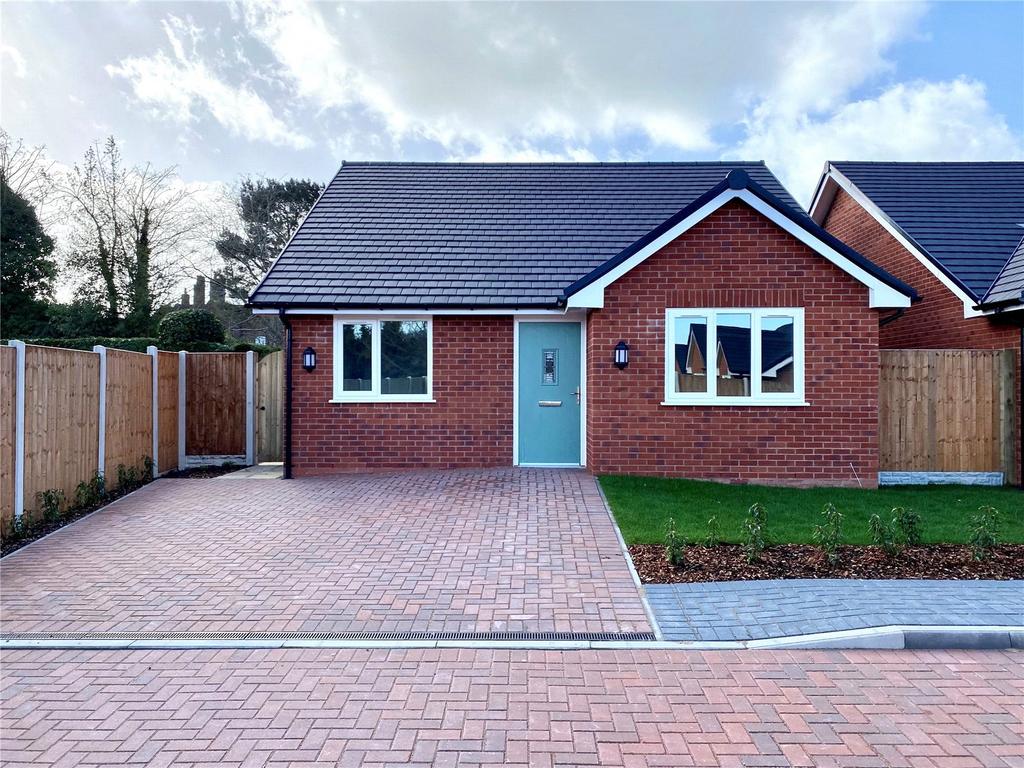 Bridle Road, Madeley, Telford, Shropshire, TF7 2 bed bungalow for sale