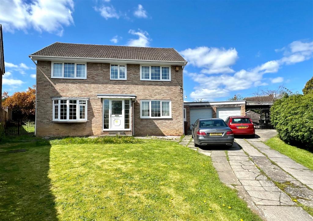 Five Acres, Cawthorne, Barnsley, S75 4HZ 4 bed detached house for sale