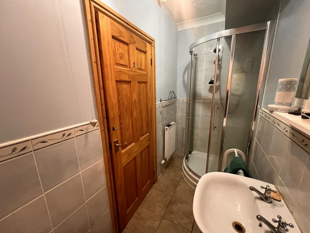 En Suite Shower Room