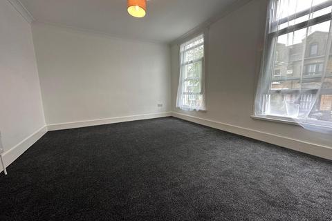 3 bedroom terraced house to rent, Walthamstow E17