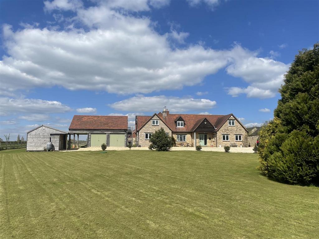 Hill, Lighthorne, Warwick 3 bed detached house for sale £