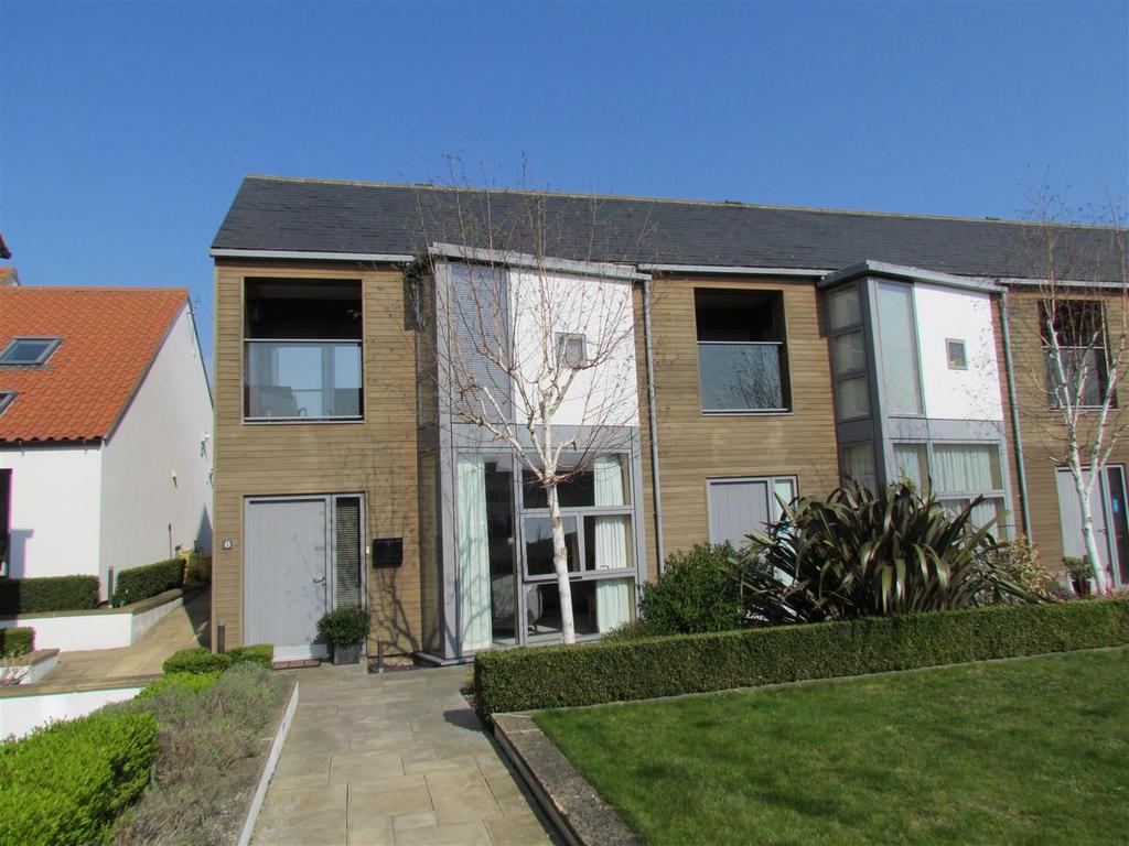 Spire View, Pickering 2 bed townhouse for sale £250,000