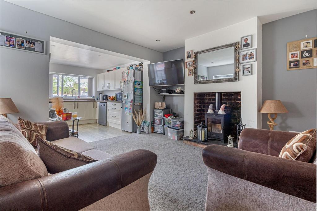 Living-Room-4.jpg