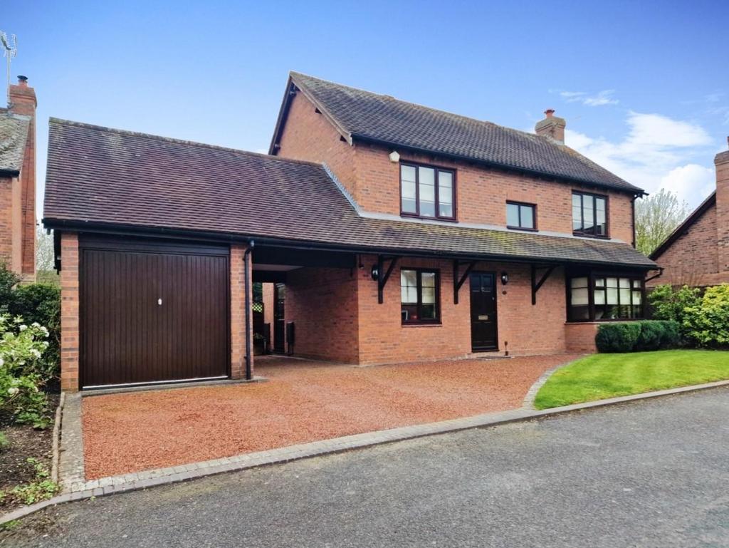 Cherry Lane, Bearley, StratforduponAvon 4 bed detached house for sale