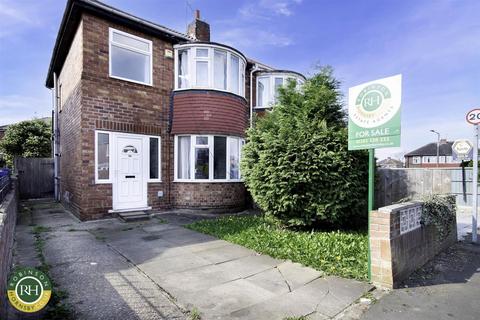 69 Harrowden Road, Wheatley, Doncaster, DN2 4EN