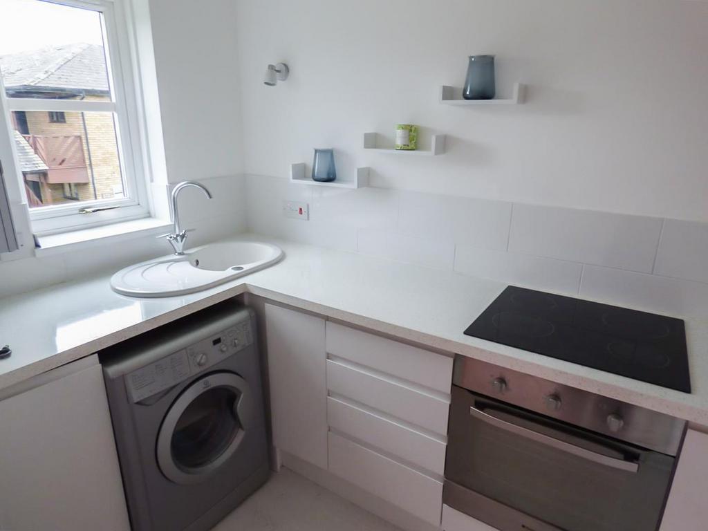 Kitchen: