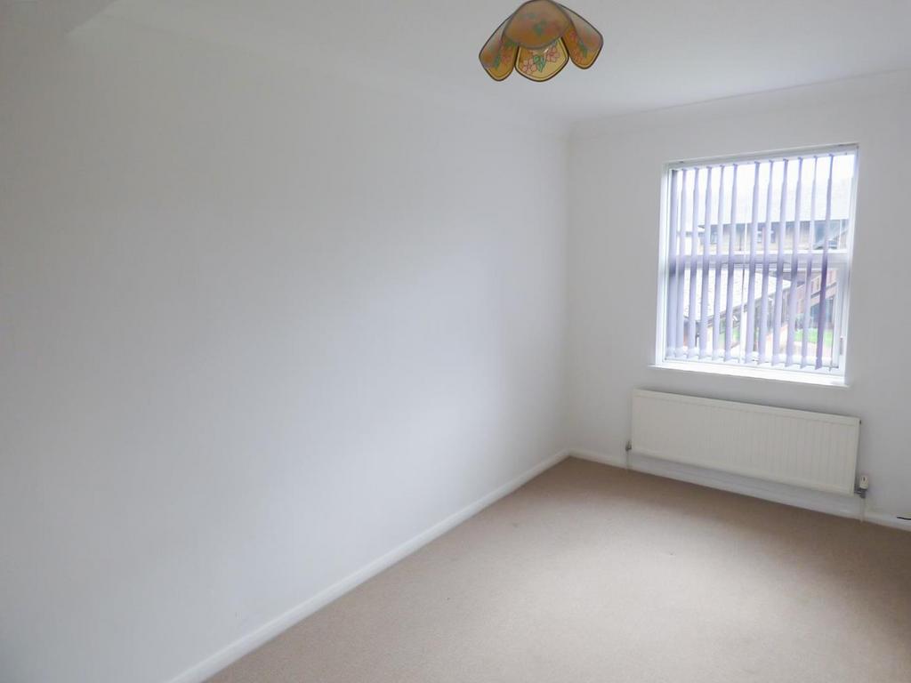 Bedroom:
