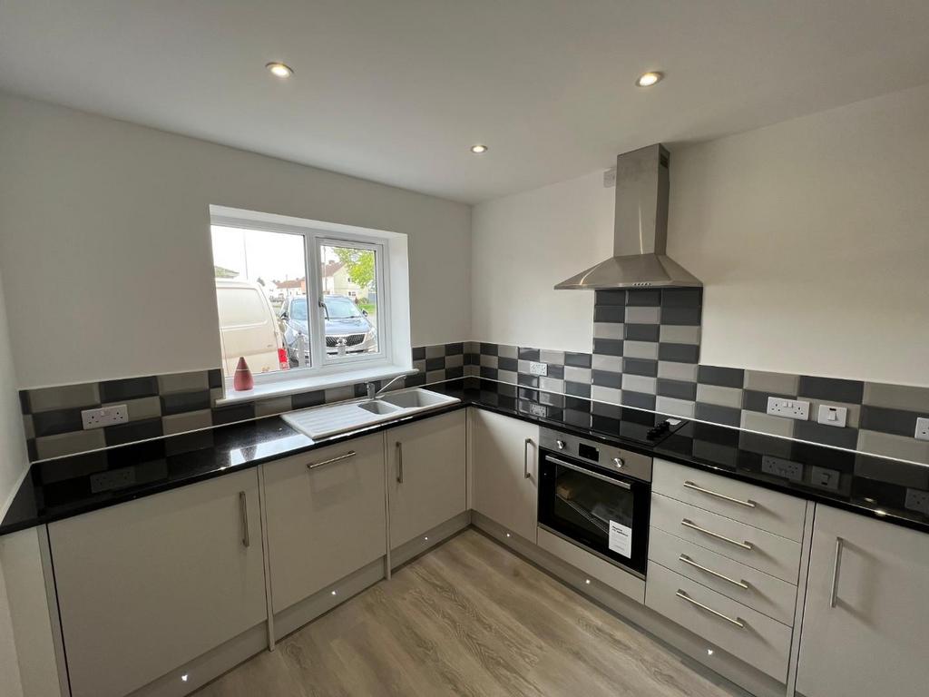 Manor Road, Earls Barton, Northamptonshire NN6 2 bed detached house for
