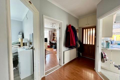 4 Barons Way, Northampton, NN2 8HP