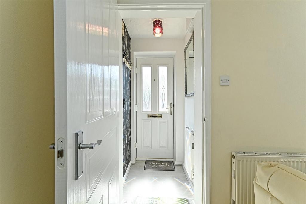 Nutfield Road, Rownhams, Hampshire 2 bed terraced house £264,000