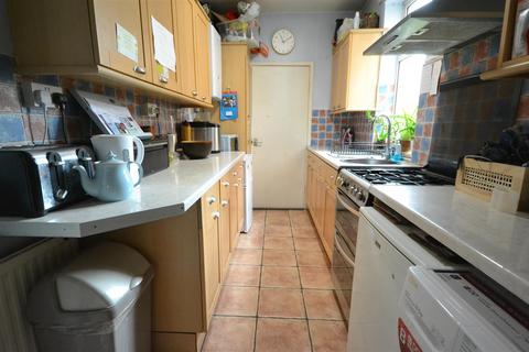 3 bedroom end of terrace house for sale - Bulwer Road, Clarendon Park, Leicester