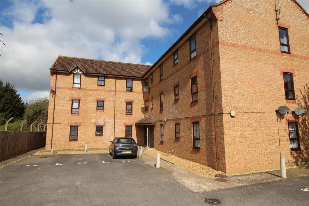 Albany Walk, Woodston, Peterborough 2 bed apartment for sale £110,000