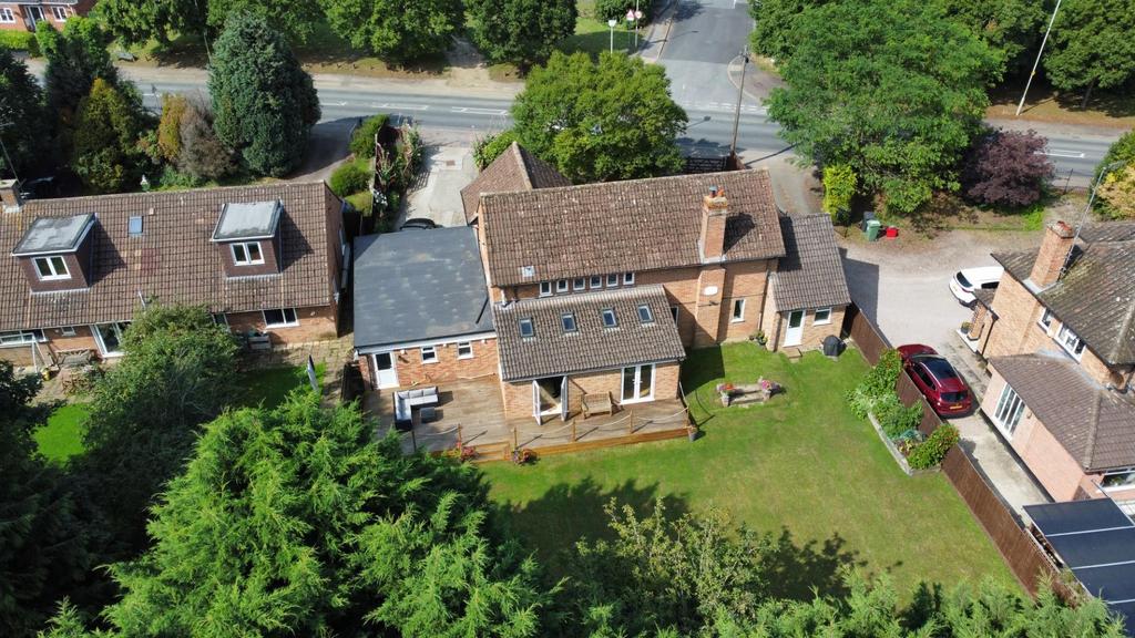 Painswick Road, Gloucester 5 bed detached house for sale £650,000