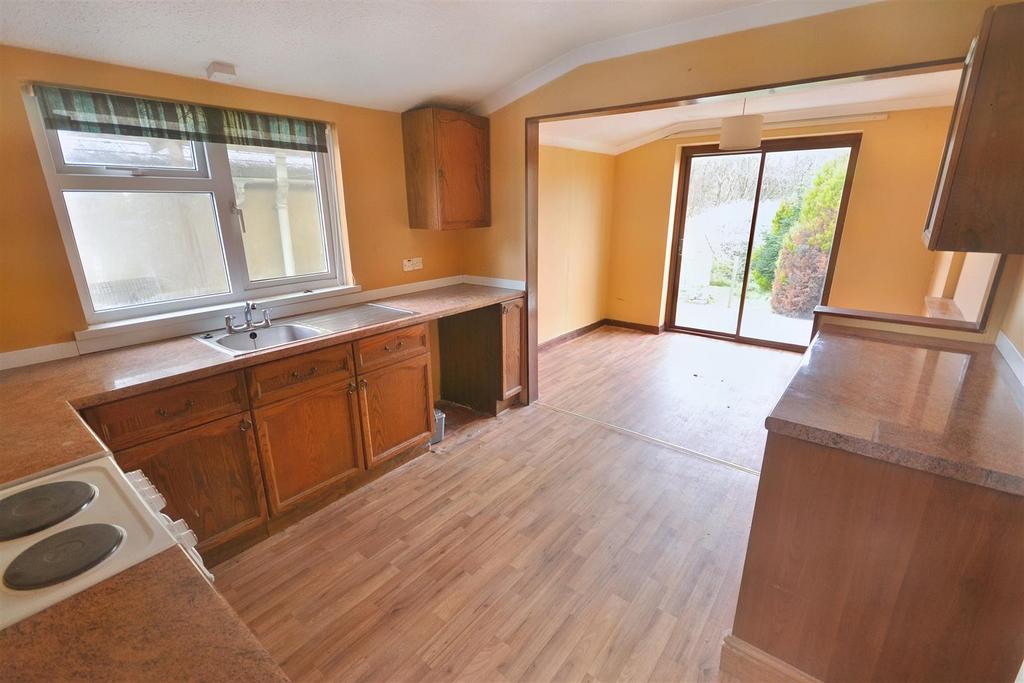 Mill Lane, Merlins Bridge, Haverfordwest 2 bed cottage for sale £140,000
