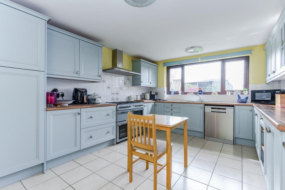 Bugbrooke Road, Gayton, Northampton 4 bed detached bungalow for sale