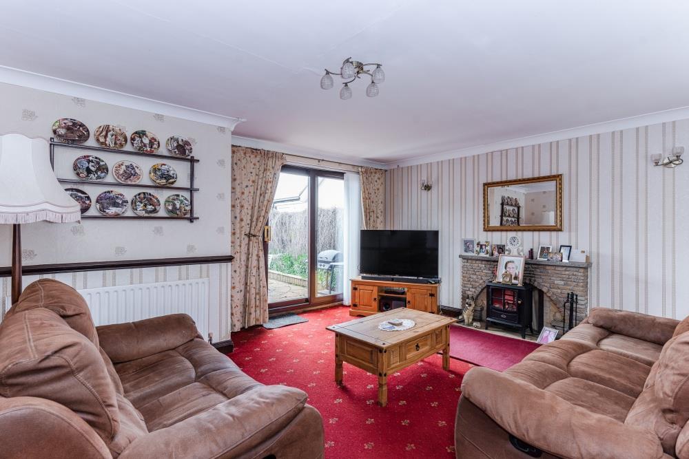 Bugbrooke Road, Gayton, Northampton 4 bed detached bungalow for sale