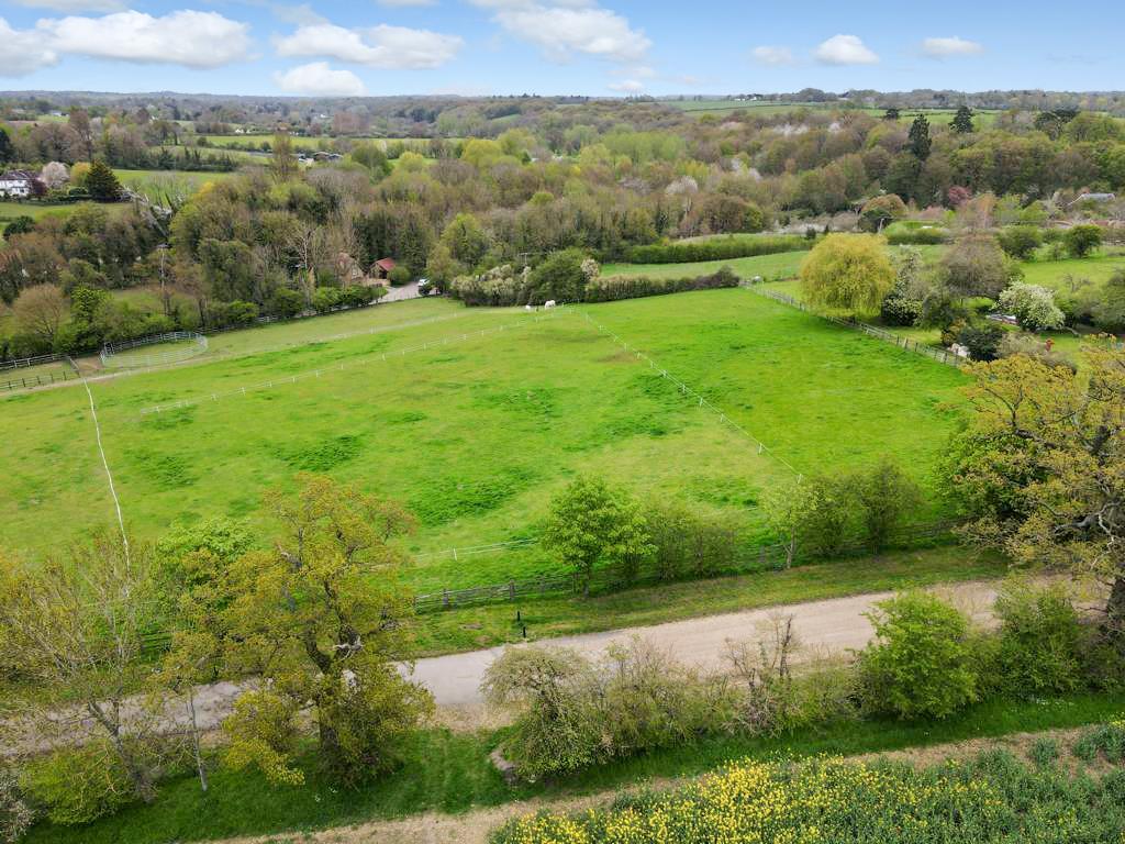 Bourne Lane, Much Hadham Farm land £250,000