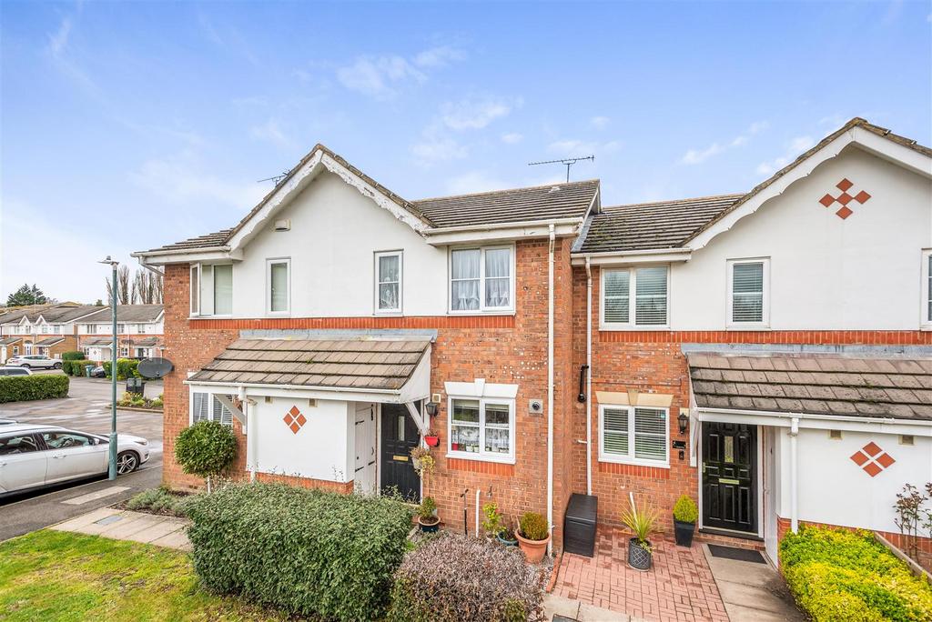 Aisher Way, Riverhead, Sevenoaks 2 bed terraced house £375,000
