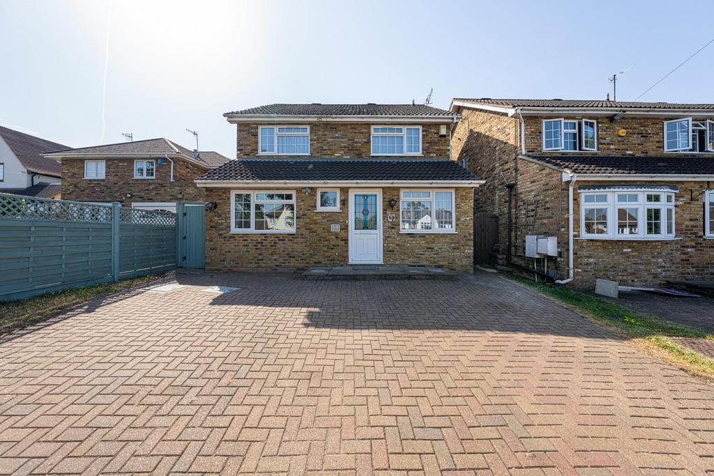 Coldharbour Lane, Bushey, WD23 4 bed house £2,800 pcm (£646 pw)